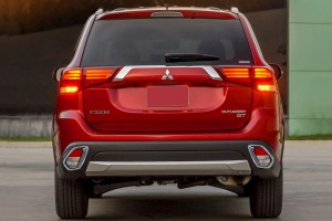 MITSUBISHI OUTLANDER III GF 2015-2021 PO FACELIFTINGU NAKŁADKI TYLNYCH ŚWIATEŁ PRZECIWMGIELNYCH