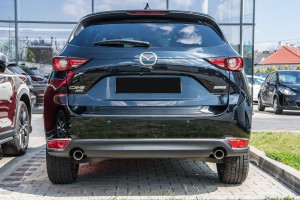 MAZDA CX-5 II 2017+ OZDOBNE NAKŁADKI HALOGENÓW TYŁ