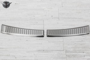 MAZDA CX-5 2015-2017 OCHRONNA LISTWA PROGU BAGAŻNIKA