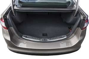 FORD MONDEO MK5 V 2014-2022 OCHRONNA LISTWA PROGU BAGAŻNIKA