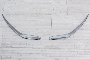 MITSUBISHI OUTLANDER III GF 2012-2015 PRZED FACELIFTINGIEM OZDOBNE LISTWY LAMP PRZEDNICH 