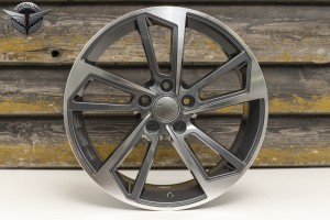 FELGI ALUMINIOWE 18X8 5/112 ET/35 OC 66,45