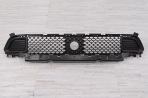 353068