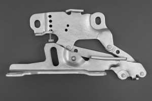 BMW SERIA 3 F31 F31N 2011-2019 ZAWIAS POKRYWY MASKI LEWY 41617286343