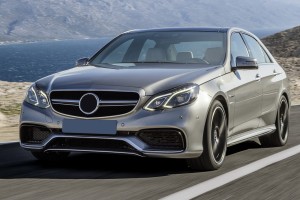 MERCEDES E-CLASS W212 AMG 2013-2016 PO FACELIFTINGU CHROMOWANA LISTWA PRZEDNIEGO ZDERZAKA ŚRODKOWA A2128852674