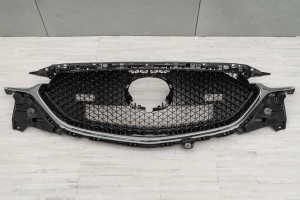 MAZDA CX-5 II KF 2017-2021 PRZED FACELIFTINGIEM ATRAPA CHŁODNICY GRILL CHROMOWANY KB8B50712