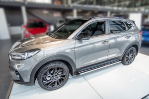 HYUNDAI TUCSON III 2015+ STOPNIE BOCZNE PROGI SAMOCHODOWE