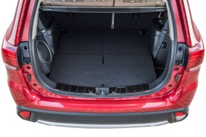 MITSUBISHI OUTLANDER III GF 2019-2022 PO DRUGIM FACELIFTINGU LISTWA PROGU BAGAŻNIKA