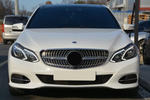 MERCEDES E-CLASS (W212) 2013-2016 GRILL DIAMOND SREBRNY