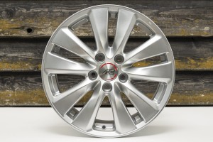 TOYOTA COROLLA VERSO FELGI 17 5x114,3