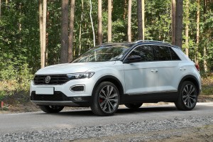 VOLKSWAGEN T-ROC 2017+ WERSJA LONG STOPNIE BOCZNE PROGI SAMOCHODOWE 2GA.071.691