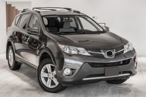 TOYOTA RAV4 IV XA40 2013-2015 PRZED FACELIFTINGIEM KRATKA ZDERZAKA ATRAPA GRILLA PRAWA 5310542010