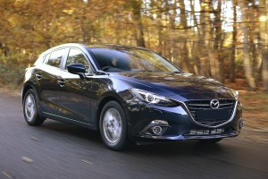 MAZDA 3 III BM 2014-2016 PRZED FACELIFTINGIEM MIGACZ / KIERUNKOWSKAZ PRZEDNI LEWY B45A51360A
