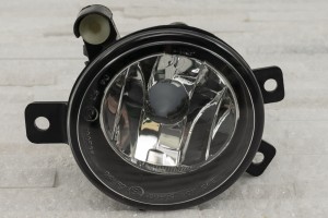BMW X1 E84 2009-2015 LAMPA PRZECIWMGIELNA PRZEDNIA LEWA 63172993525