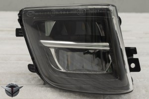 BMW SERIA 7 F01 2013-2015  PO FACELIFTINGU LAMPA PRZECIWMGIELNA LED PRZEDNIA PRAWA 63177311288