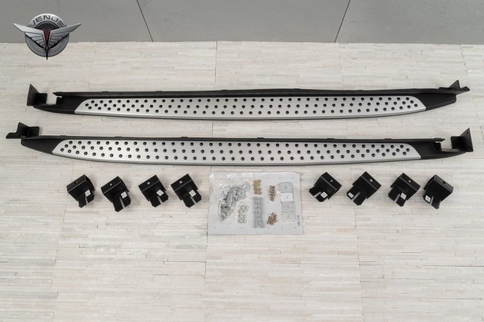 352031