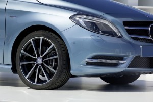 MERCEDES CLA C117 2013-2019 COUPE PRAWE ŚWIATŁO DO JAZDY DZIENNEJ LED 2049069200