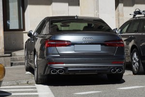 AUDI A6 C8 2018-2025 CHLAPACZE