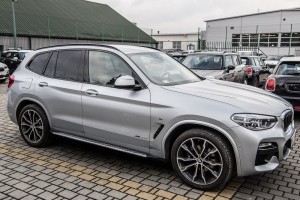 BMW X4 G02 2018+ STOPNIE BOCZNE PROGI SAMOCHODOWE