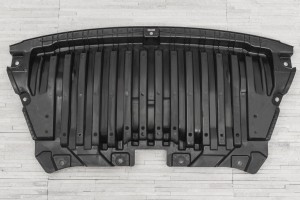 MERCEDES E-CLASS W213 2016-2020 PRZED FACELIFTINGIEM OSŁONA PRZEDNIEGO ZDERZAKA Z KOMPLETEM ŚRUB A2135200900