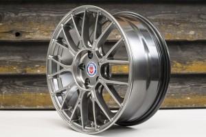 367576