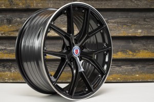 368238