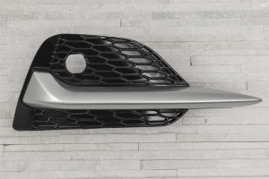 NISSAN QASHQAI II J11 2017-2021 PO LIFTINGU ZAŚLEPKA KRATKA PRZEDNIEGO ZDERZAKA PRAWA 62256HV20A