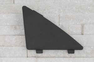 MAZDA 3 III BM 2014-2016 PRZED FACELIFTINGIEM LEWA ZAŚLEPKA ZDERZAKA BHN150102