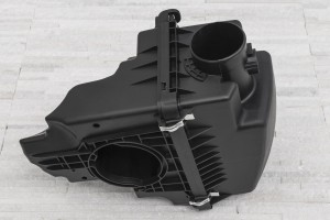 MAZDA 3 III BM 2013-2018 OBUDOWA FILTRA POWIETRZA DO POJEMNOŚCI 2.0 L PE01133AX / PE01133AY