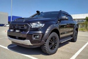 FORD RANGER T8 2019+ POSZERZENIA BŁOTNIKÓW Z PDC
