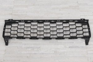 373104