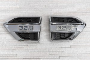 FORD RANGER T8 2019+ CHROMOWANE NAKŁADKI WLOTÓW POWIETRZA 3.2
