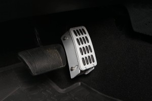 JEEP WRANGLER JK 2007-2018 REGULOWANA NAKŁADKA PEDAŁU GAZU