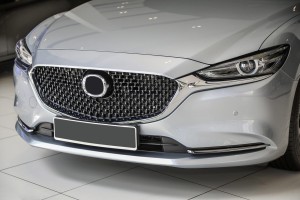 MAZDA 6 III GJ 2018-2024 PO DRUGIM FACELIFTINGU LISTWA CHROMOWANA ATRAPY CHŁODNICY LEWA GSH7507K0D