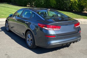 KIA OPTIMA IV JF 2015-2020 SEDAN LAMPA KLAPY TYLNEJ LEWA 92403D5000