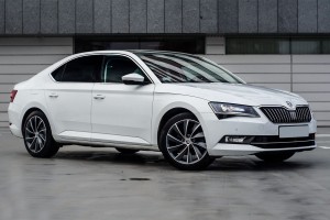 SKODA SUPERB III B8 2015-2024 LIFTBACK ZASŁONKI PRZECIWSŁONECZNE