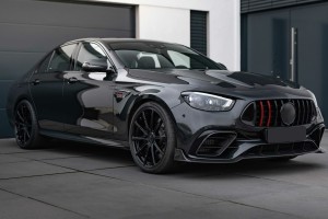 MERCEDES E-CLASS W213 AMG 2020+ PO FACELIFTINGU GRILL PANAMERICANA GT BRABUS STYLE CZARNY Z KAMERĄ