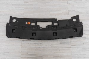 MAZDA 3 IV BP 2019+ OSŁONA GÓRNA PASA PRZEDNIEGO GRILLA BCKA50722