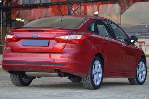 FORD FOCUS MK3 III 2010-2014 SEDAN PRZED FACELIFTINGIEM ZDERZAK TYLNY BM51F17906AG