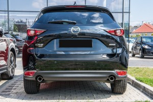 MAZDA CX-5 II KF 2017+ KAMERA COFANIA ZE ŚWIATŁEM LED