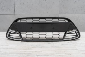 FORD FIESTA MK7 VII 2008-2012 SPORT PRZED FACELIFTINGIEM KRATKA PRZEDNIEGO ZDERZAKA 32382710