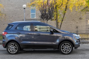 FORD ECOSPORT MK2 II 2012-2017 PRZED FACELIFTINGIEM LISTWA TYLNYCH DRZWI PRAWA CN15N254A76