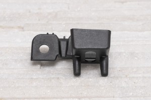 FORD MONDEO MK5 V 2014-2022 PODSTAWA LEWEGO ODBOJU MASKI DS7316K809AW