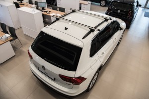 VOLKSWAGEN TOUAREG III CR 2018+ BELKI POPRZECZNE DO RELINGÓW