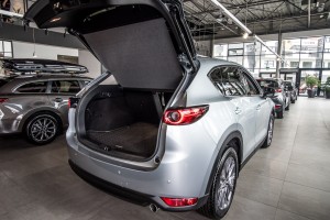 MAZDA CX-5 II KF 2017+ ROLETA BAGAŻNIKA CZARNA