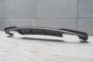 445307