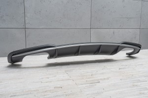 445304