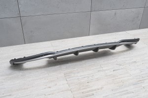 445305