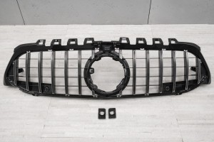 MERCEDES A-CLASS W177 2018-2023 PRZED FACELIFTINGIEM Z KAMERĄ GRILL GT PANAMERICANA SREBRNY
