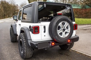 JEEP WRANGLER JL/JLU 2018+ ZDERZAK TYLNY STALOWY RUBICON POD PDC